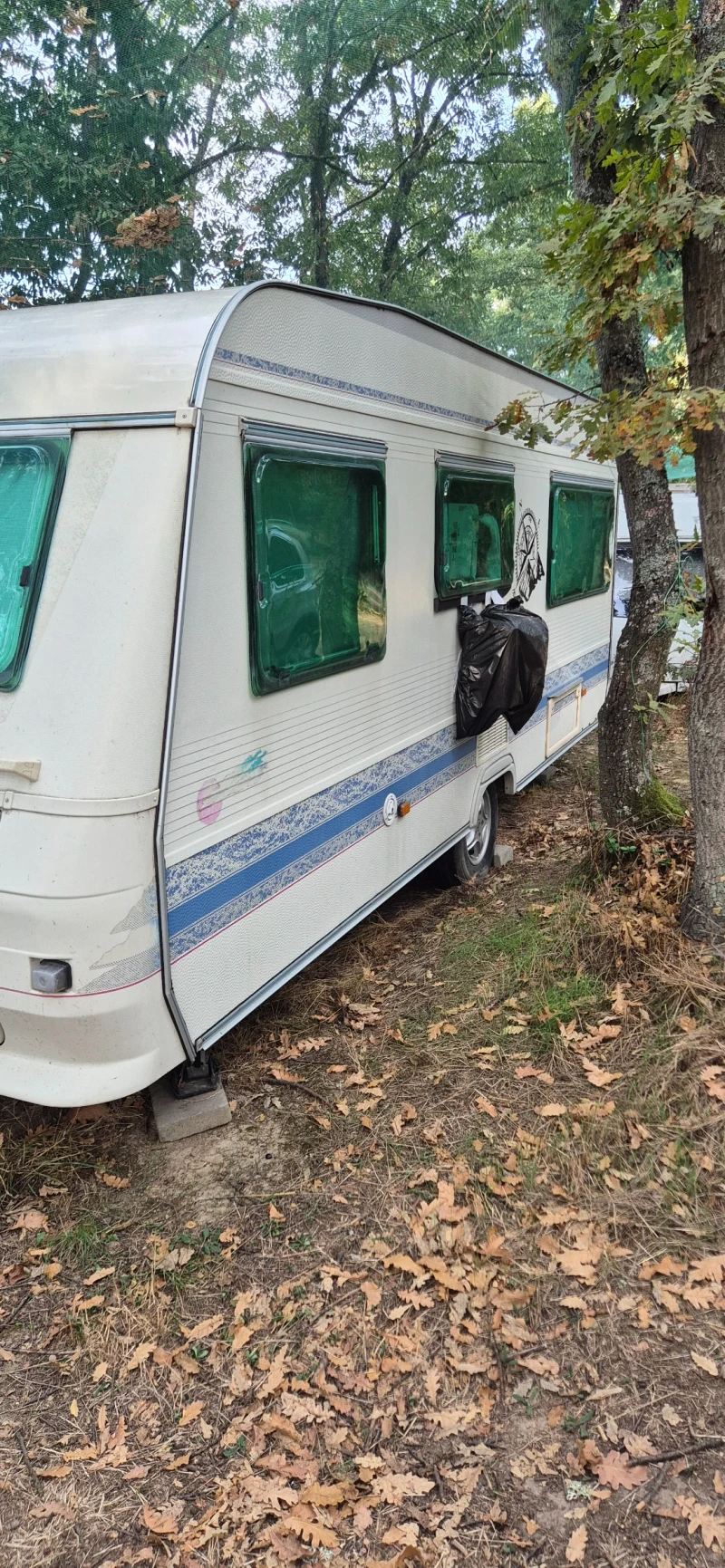 Каравана Adria Unica B 502 up exclusive, снимка 3 - Каравани и кемпери - 53100862