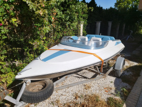 Лодка Собствено производство Simms Super V, снимка 1 - Воден транспорт - 46381828