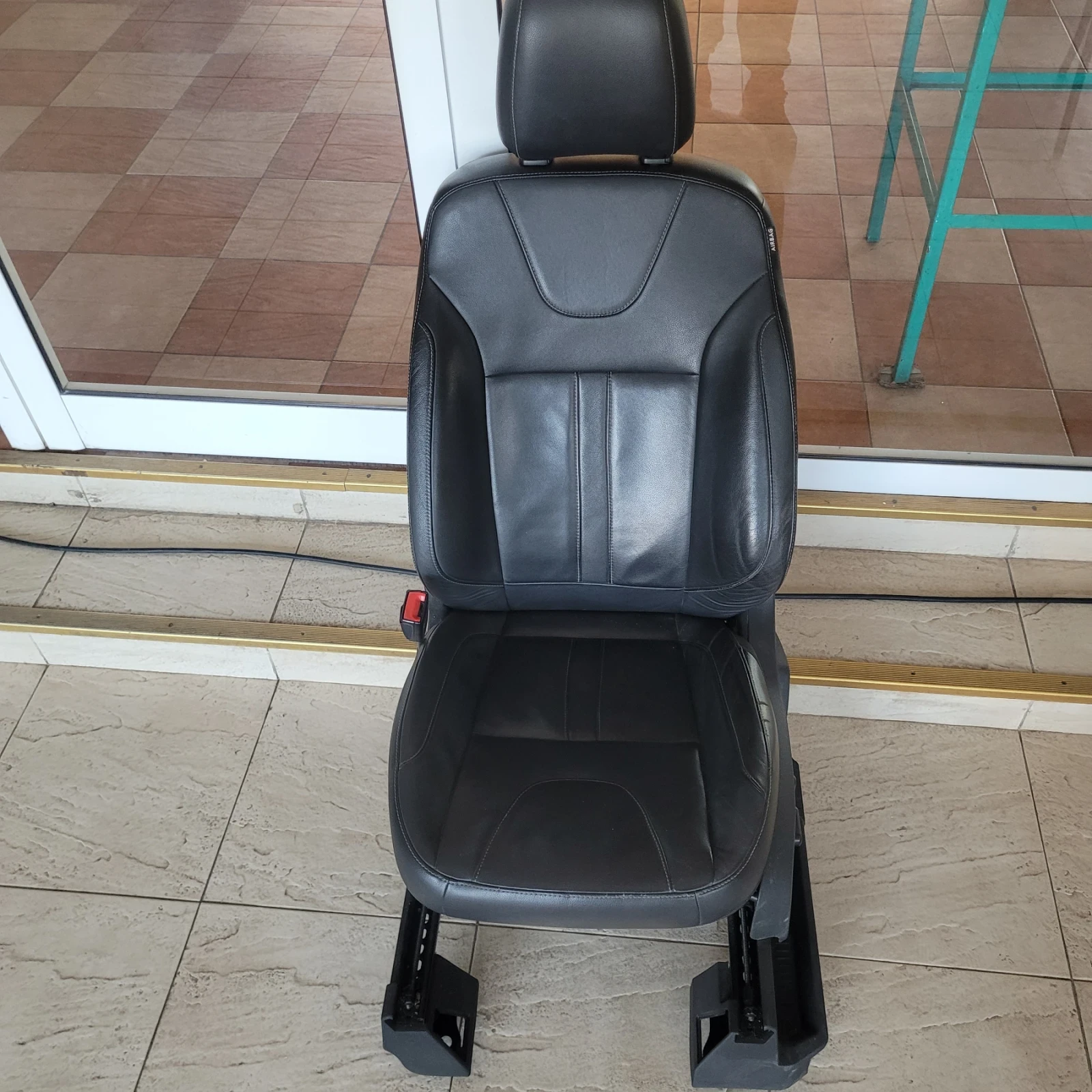 Кожен салон форд куга