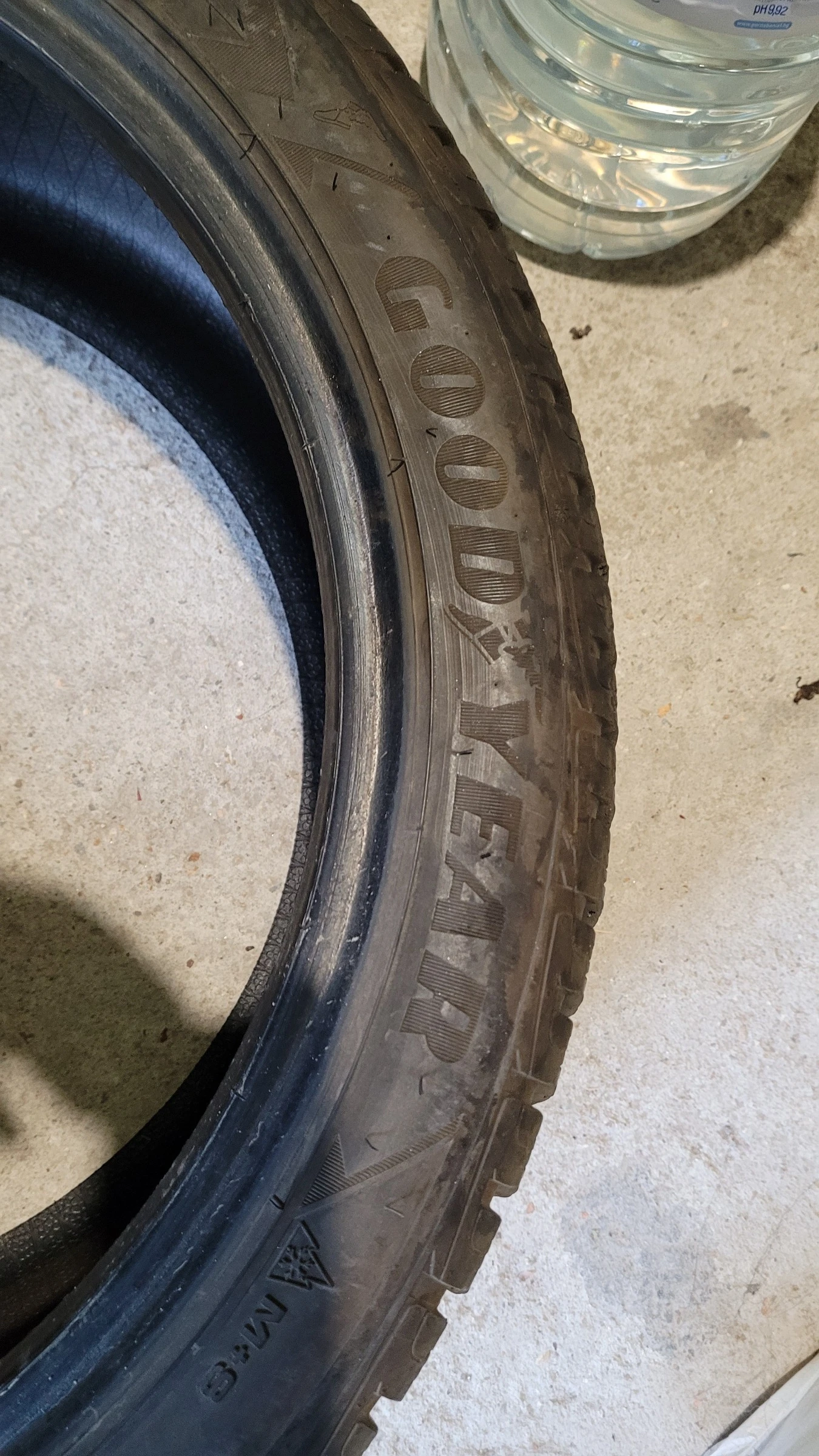���� 255/40R19 | Mobile.bg � ����������� 13