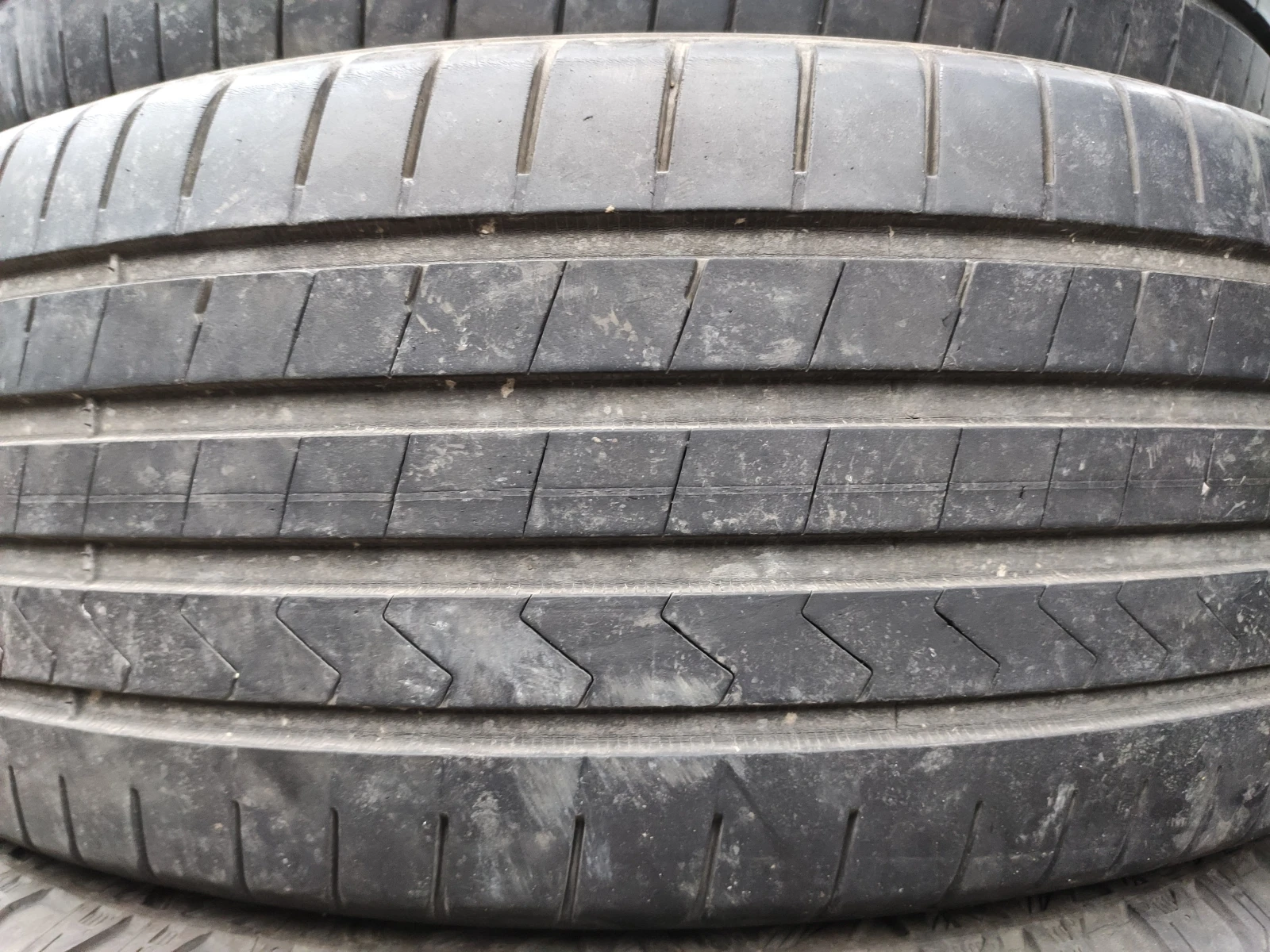 Гуми Летни 225/55R18, снимка 4 - Гуми и джанти - 55478778