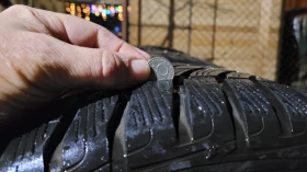 Гуми Зимни 255/40R19, снимка 7 - Гуми и джанти - 52862943
