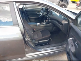 Nissan Sentra 2.0L I-4 DI, DOHC, VVT, 149HP Front Wheel Drive | Mobile.bg    10