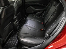 Ford Mustang Mach-E * Premium AWD * CARFAX * БЕЗ ПЪРВОНАЧАЛНА ВНОСКА, снимка 16