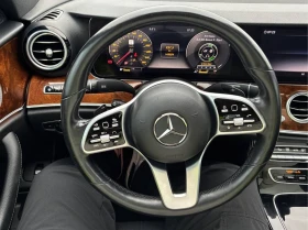 Mercedes-Benz E 300 AMG LINE/CARFAX/Подгрев/Панорама/Следене на Ленти/ - 22000 € / 43028.26 лв. - 12884147 9