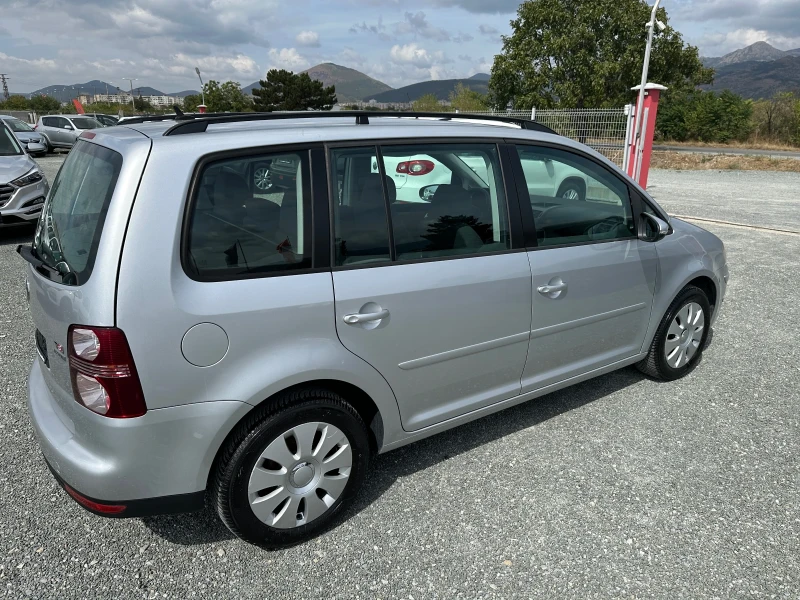 VW Touran (KATO НОВА)^(МЕТАН), снимка 5 - Автомобили и джипове - 47073989