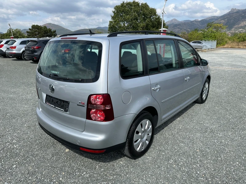 VW Touran (KATO НОВА)^(МЕТАН), снимка 6 - Автомобили и джипове - 47073989