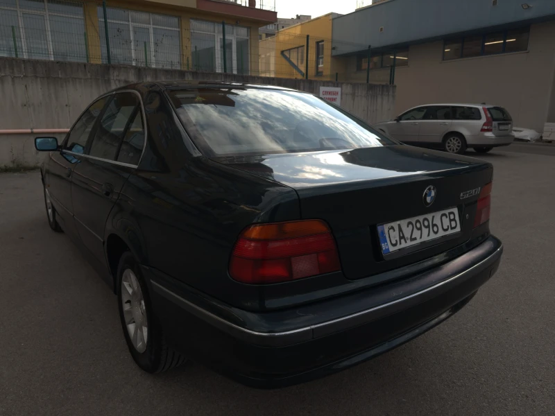 BMW 520, снимка 6 - Автомобили и джипове - 47271345