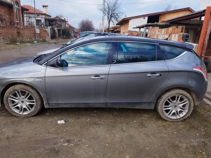 Lancia Delta, снимка 2 - Автомобили и джипове - 48642809