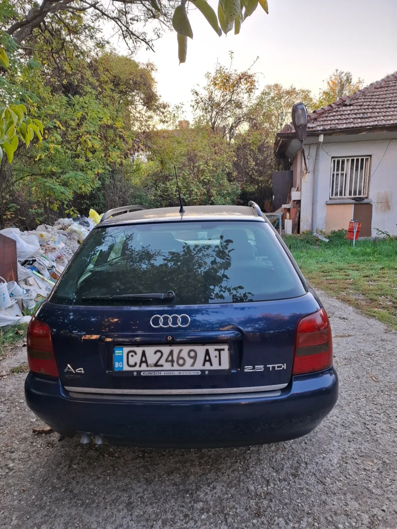 Audi A4 2, 5 TDI, снимка 4 - Автомобили и джипове - 49304061