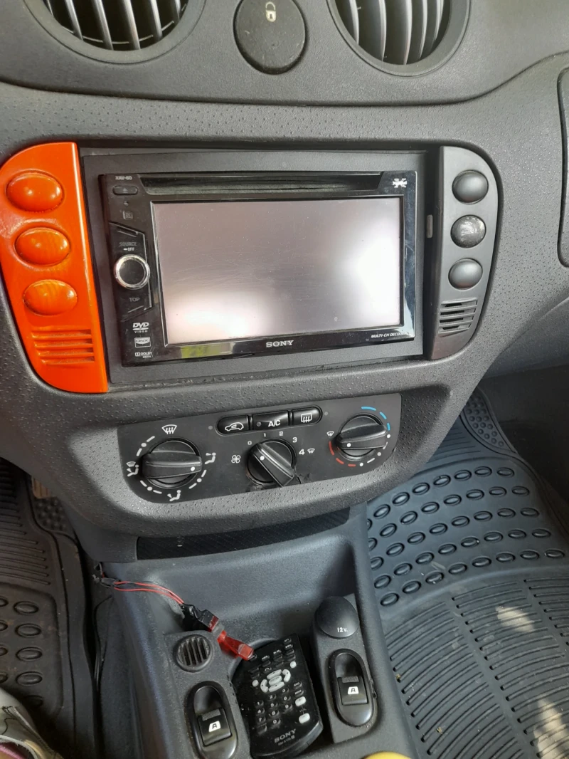 Citroen C2, снимка 5 - Автомобили и джипове - 49317378