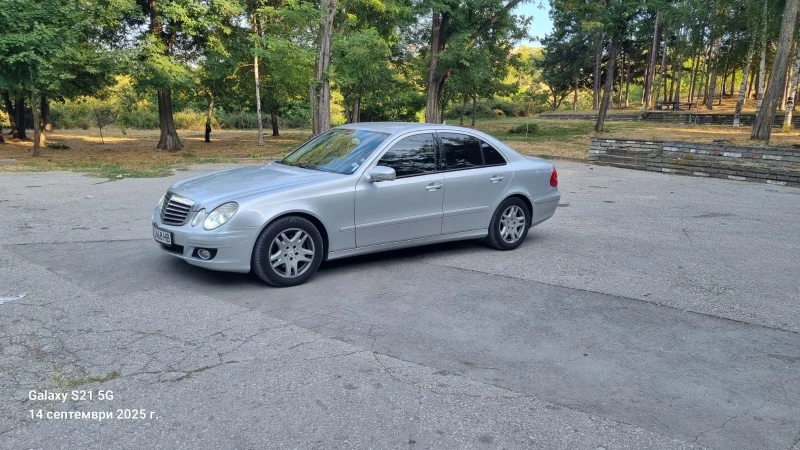 Mercedes-Benz E 220, снимка 3 - Автомобили и джипове - 52159537