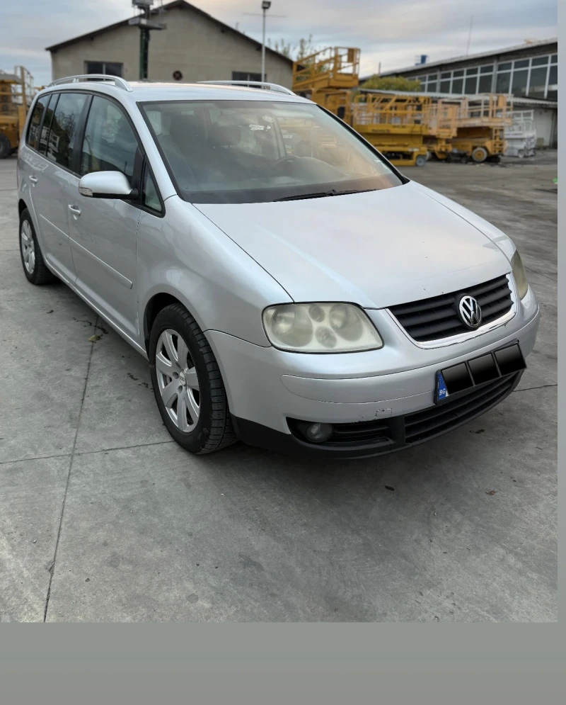 VW Touran 2.0 TDI 136hp, снимка 4 - Автомобили и джипове - 52580657