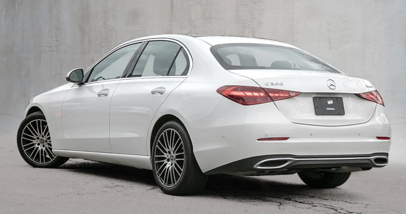 Mercedes-Benz C 300 4matic* Автокредит* , снимка 4 - Автомобили и джипове - 52749868