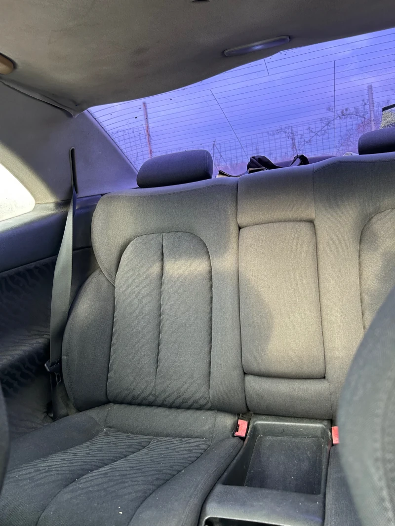 Mercedes-Benz CLK 200 kompressor, снимка 7 - Автомобили и джипове - 53261946