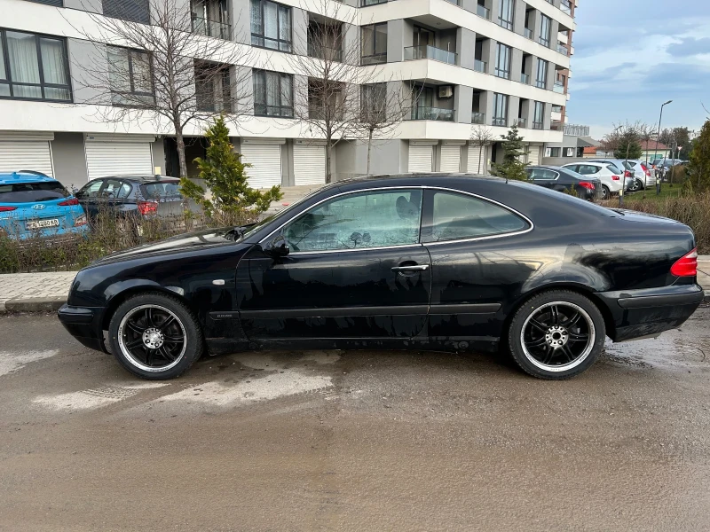 Mercedes-Benz CLK 200 kompressor, снимка 2 - Автомобили и джипове - 53261946