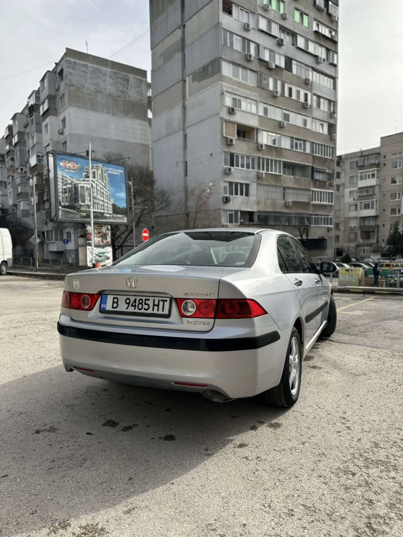 Honda Accord 2.2 i-CTDI, снимка 6 - Автомобили и джипове - 53515292