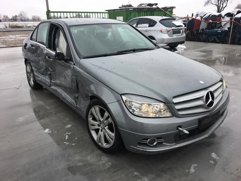 Mercedes-Benz C 200 C-200CDI, снимка 3 - Автомобили и джипове - 27321527