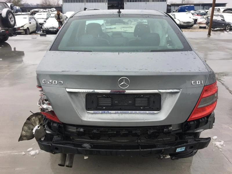 Mercedes-Benz C 200 C-200CDI, снимка 5 - Автомобили и джипове - 27321527