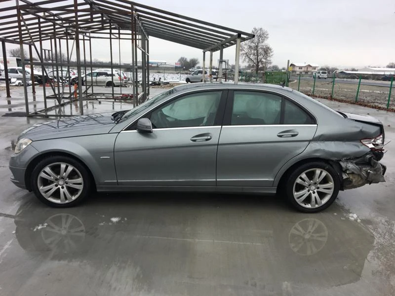 Mercedes-Benz C 200 C-200CDI, снимка 4 - Автомобили и джипове - 27321527