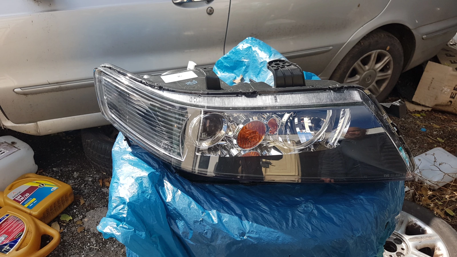 Honda Accord 2.4I десен фар, снимка 1