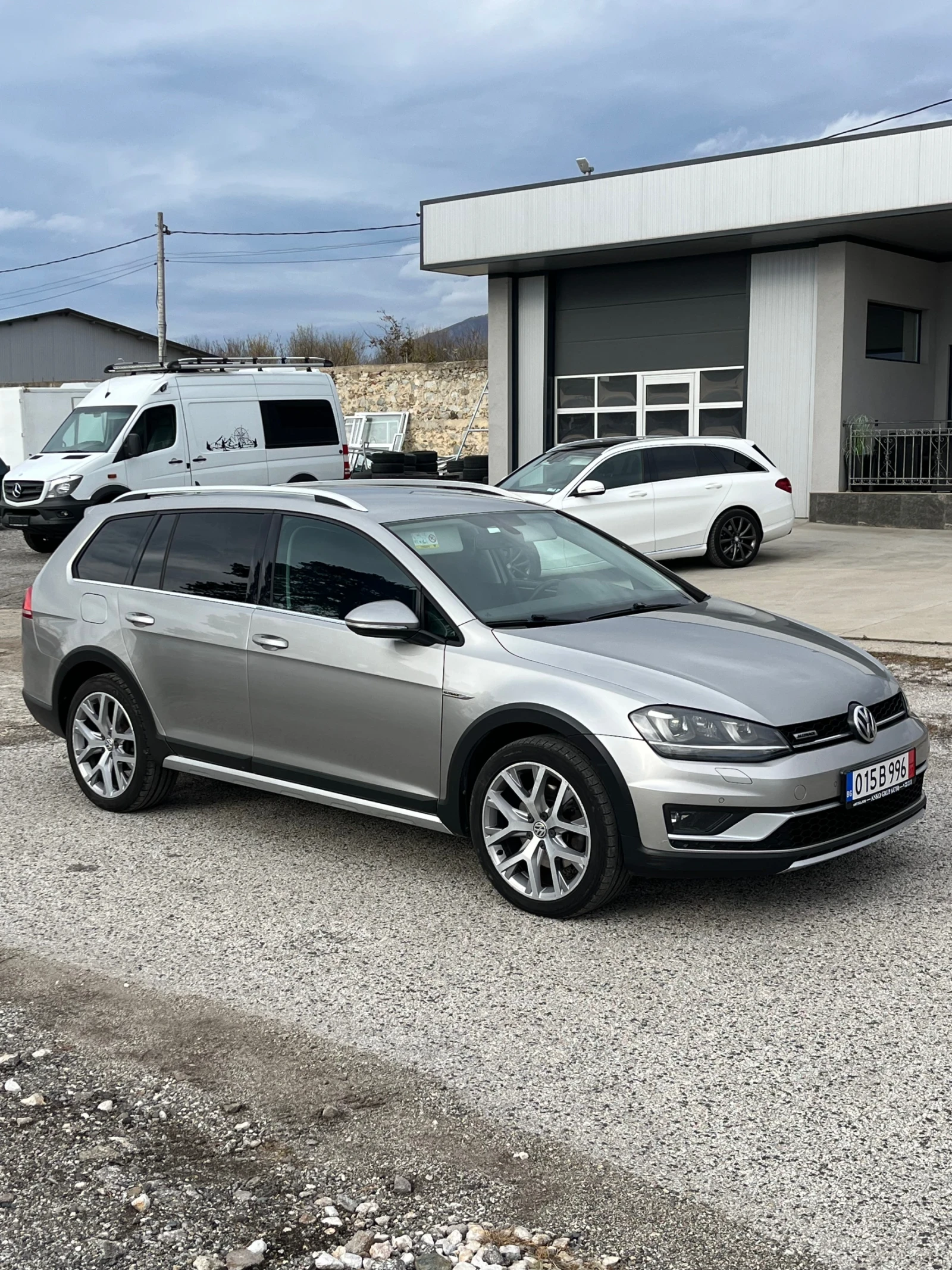 VW Golf ALLTRACK 4x4 2.0TDI - изображение 2