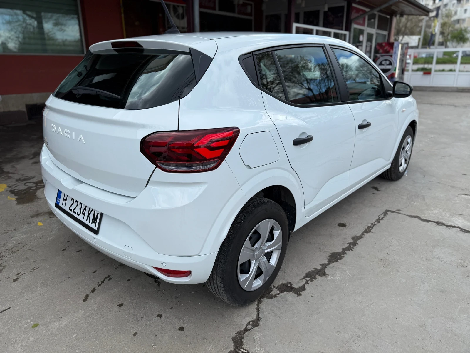 Dacia Sandero 101кс ГАЗ - изображение 5