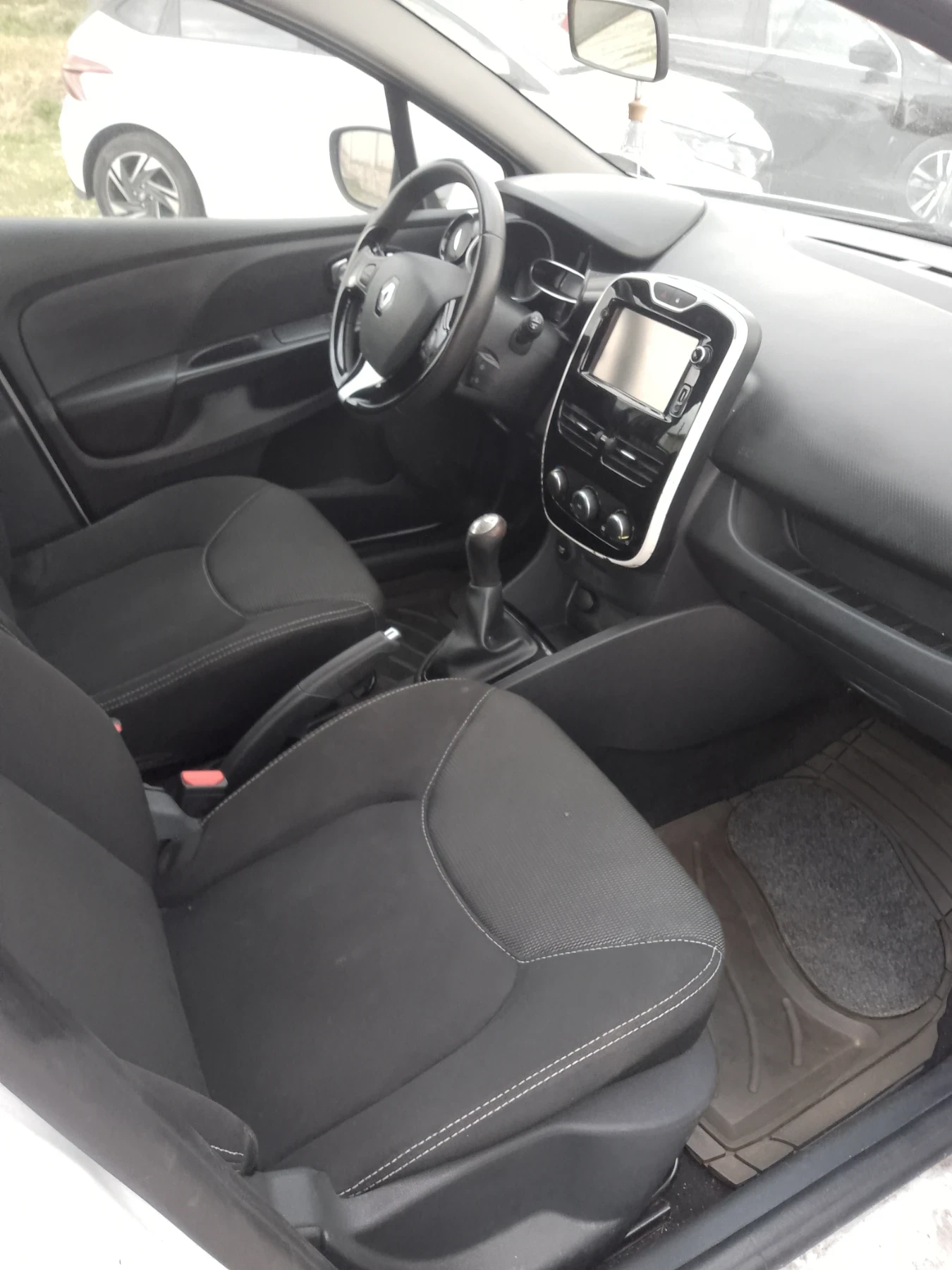 Renault Clio 1, 5dci- NAVI-EURO6 - изображение 7
