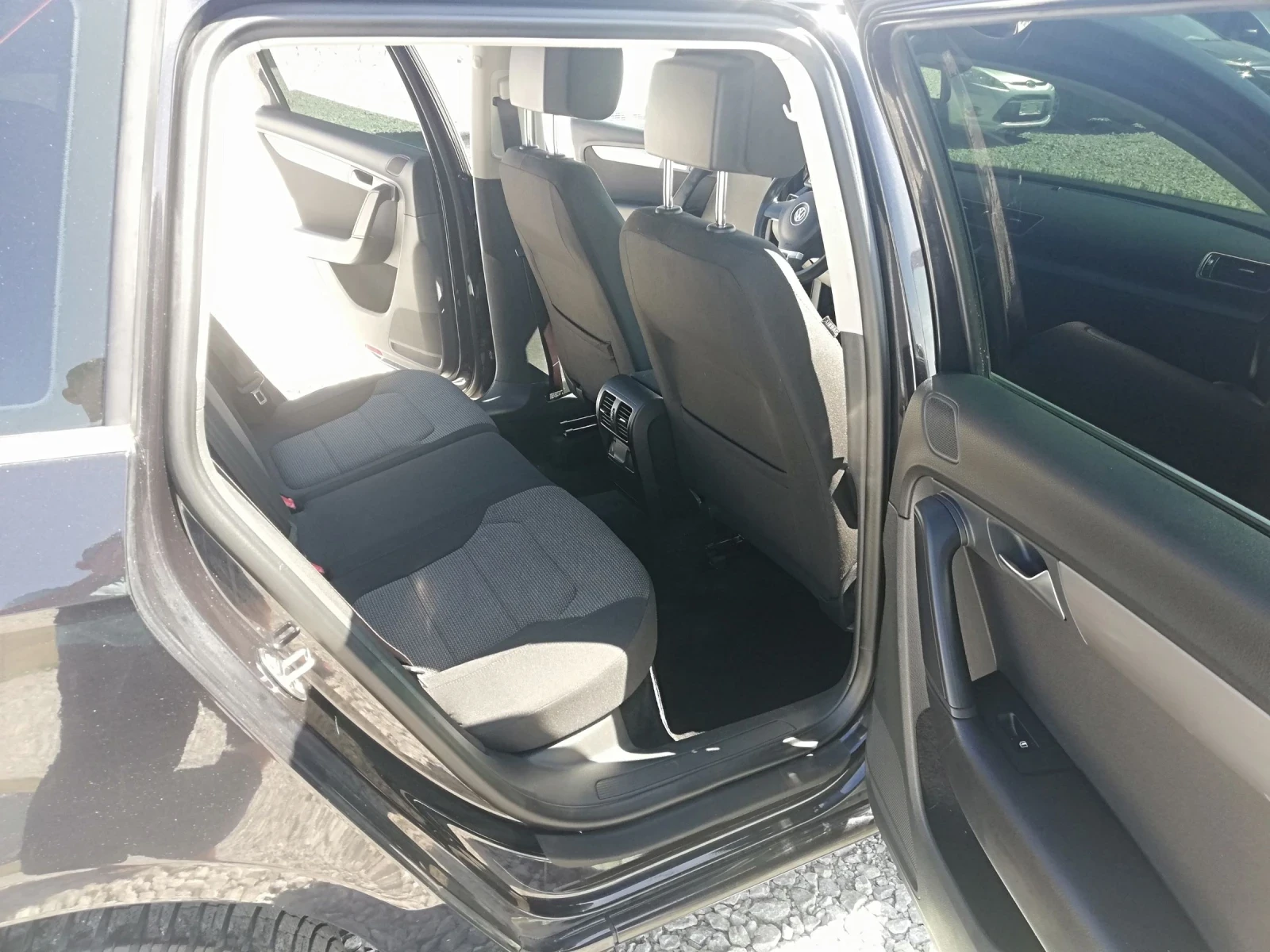 VW Passat 1.6TDI KLIMA105 | Mobile.bg   12