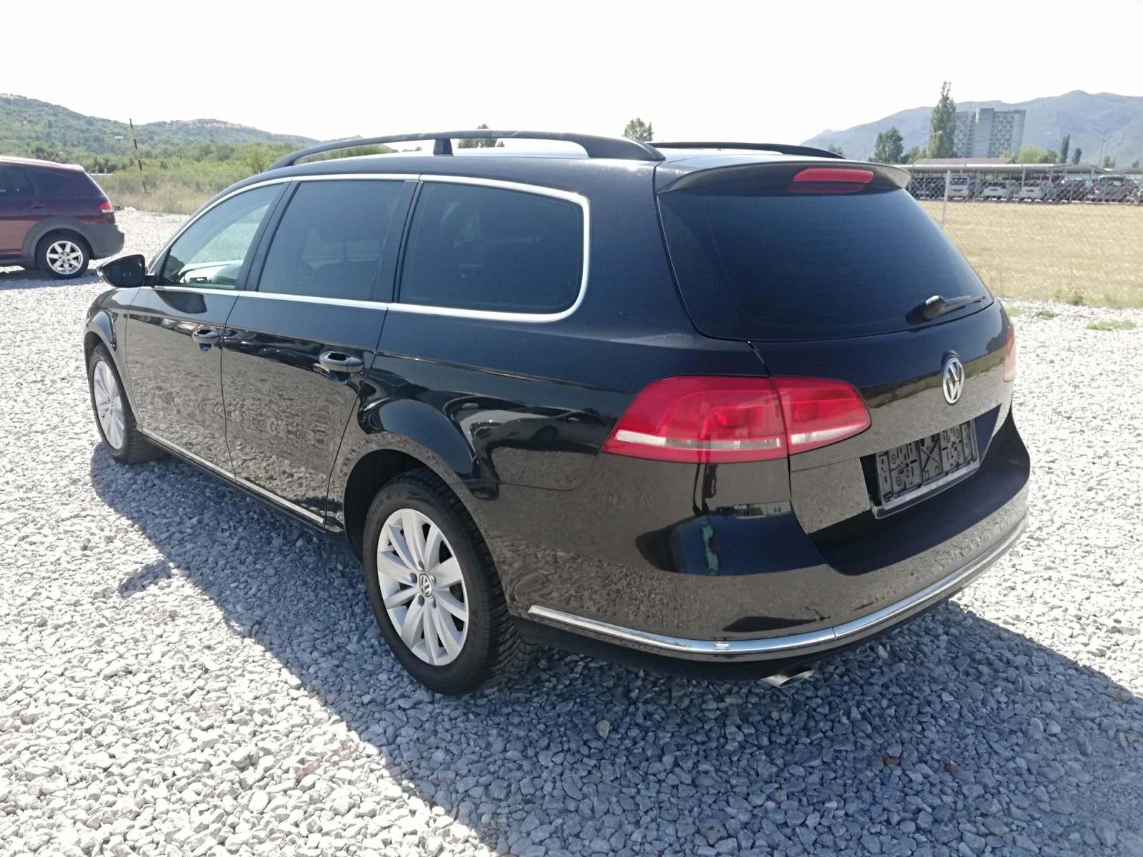 VW Passat 1.6TDI KLIMA105 - изображение 4