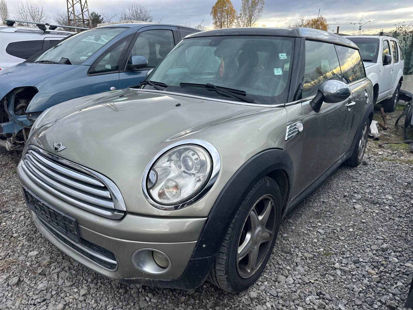 Mini Clubman 1.6 за части - изображение 2