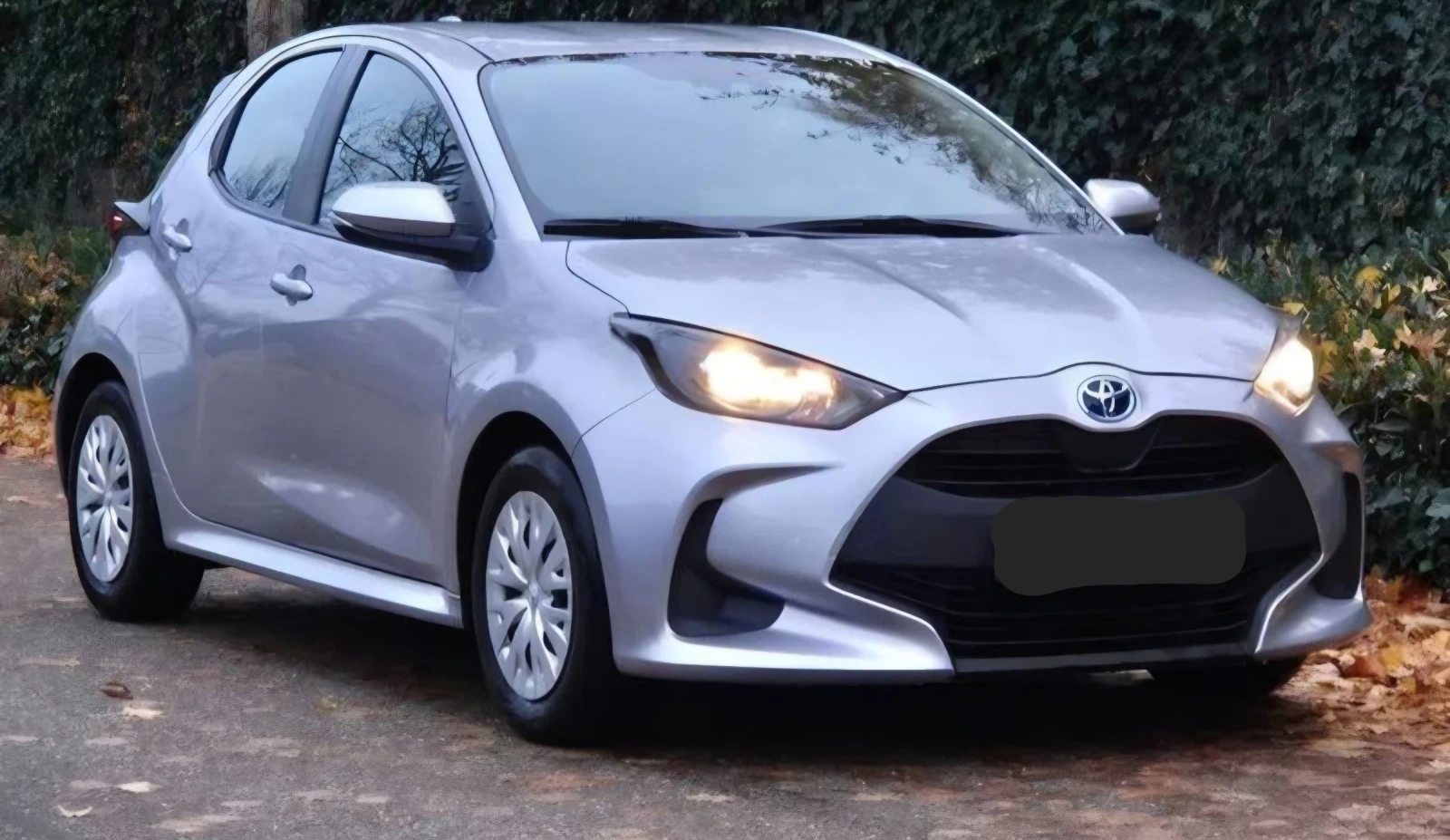 Toyota Yaris Hybrid  | Mobile.bg � ����������� 2