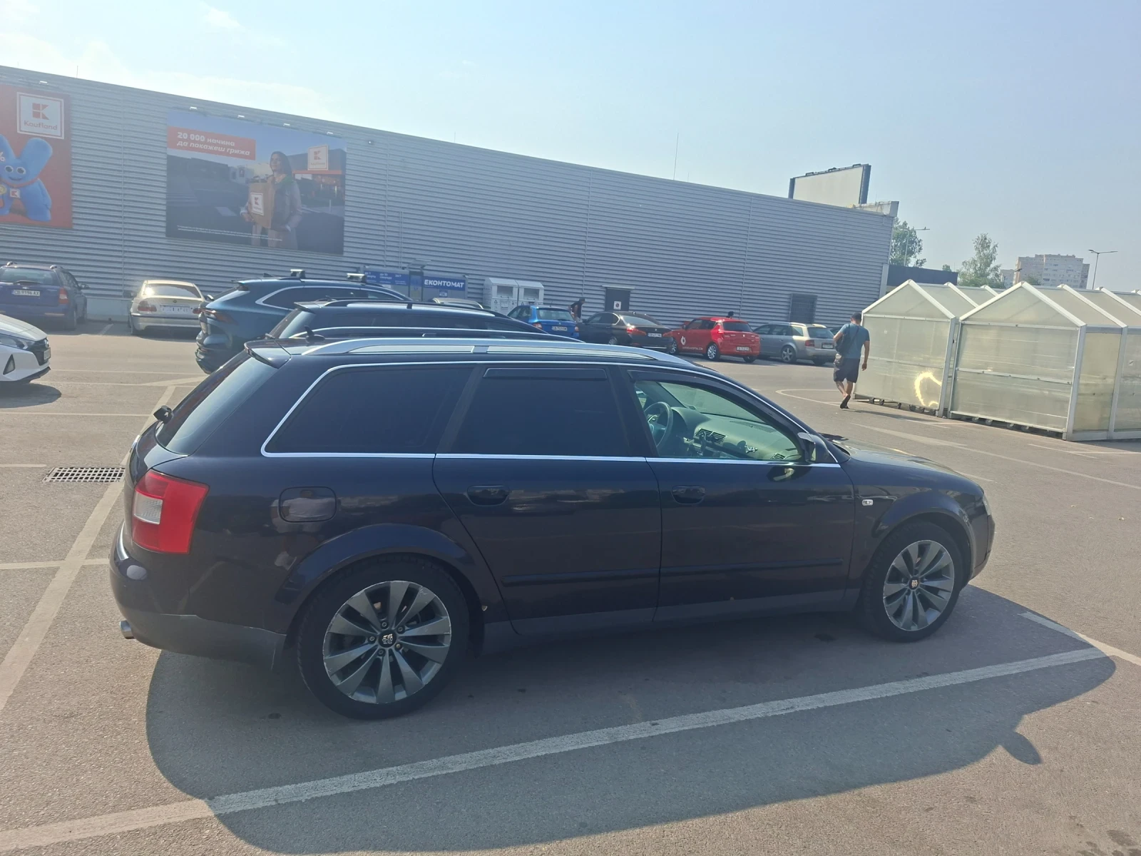 Audi A4 3.0, снимка 8 - Автомобили и джипове - 55893835