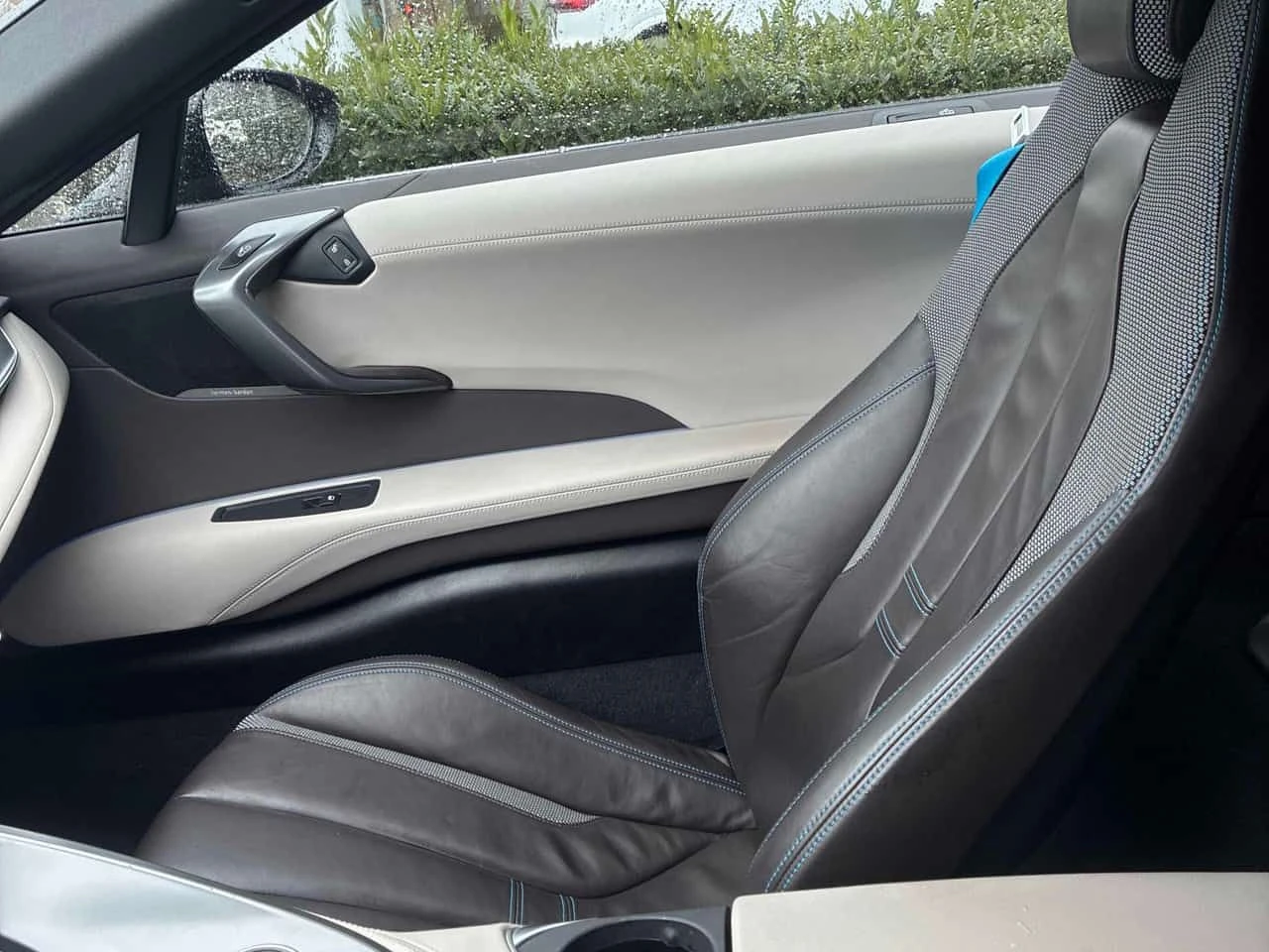 BMW i8 * 8 Series * KEYLESS*  HARMAN KARDON*  - изображение 6