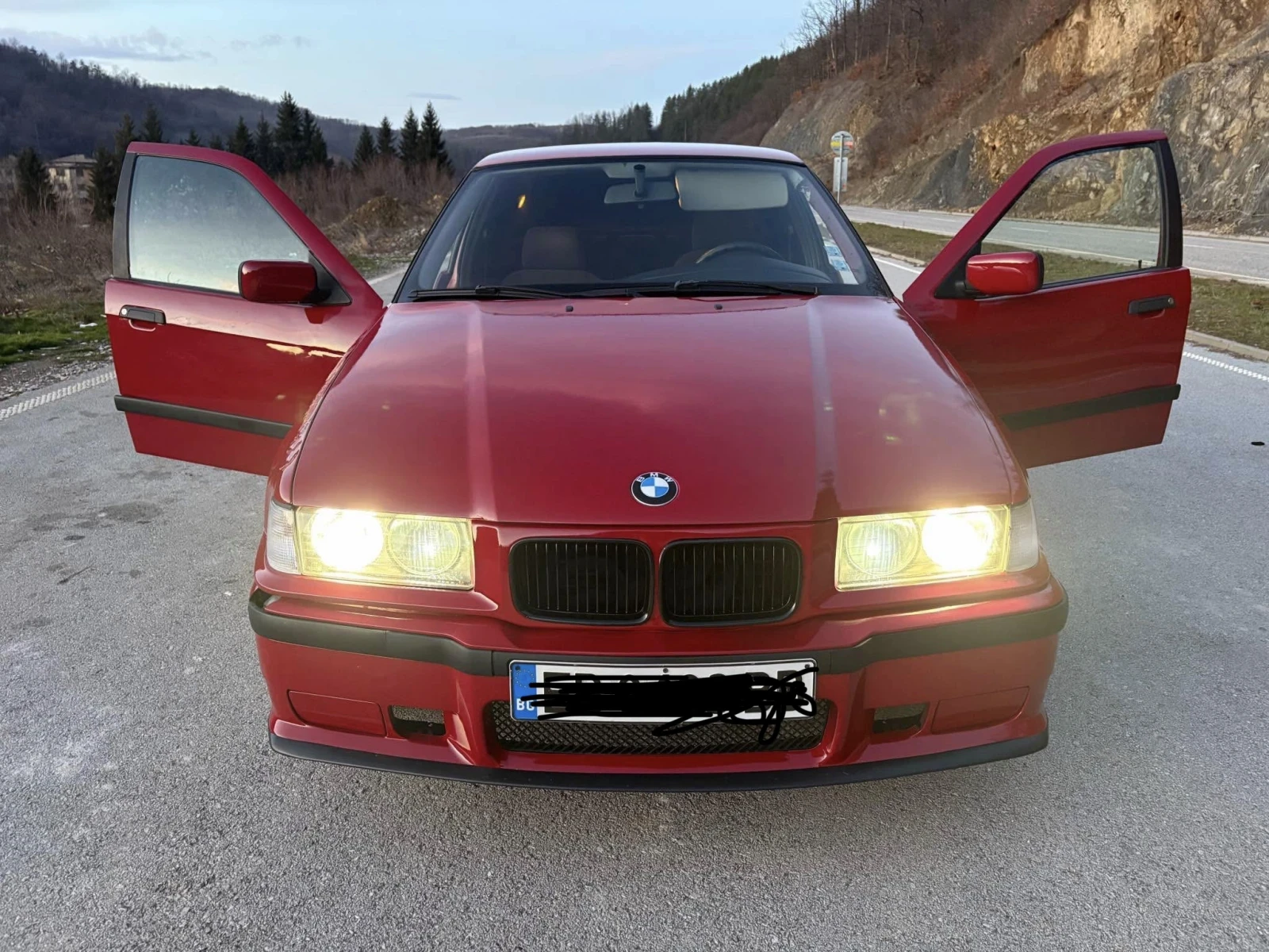 BMW 318 E36, снимка 10 - Автомобили и джипове - 53848850