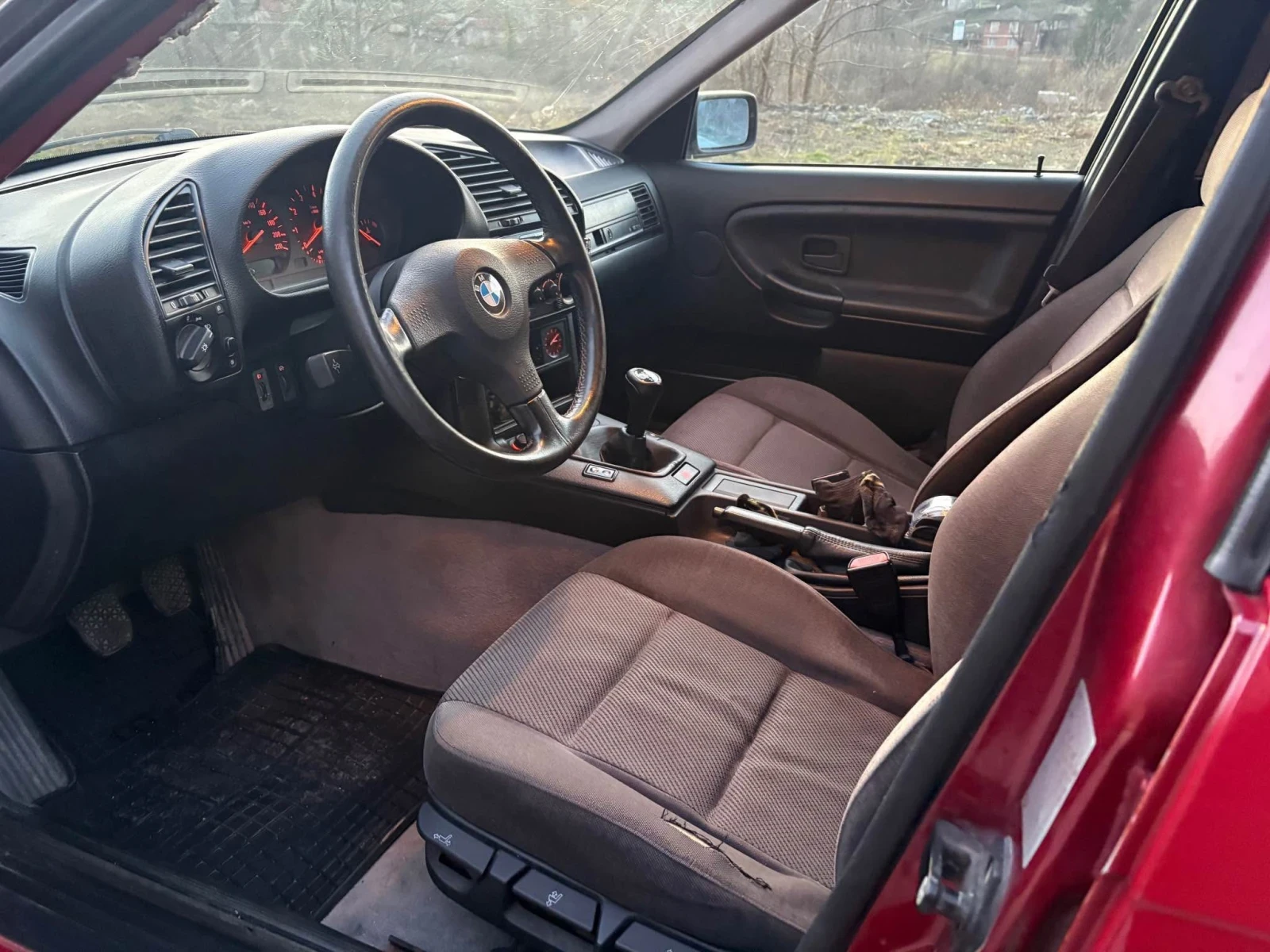 BMW 318 E36, снимка 9 - Автомобили и джипове - 53848850