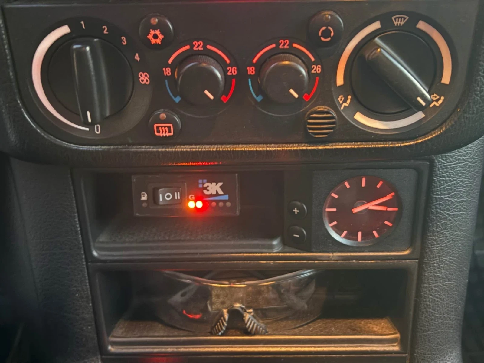 BMW 318 E36, снимка 7 - Автомобили и джипове - 53848850