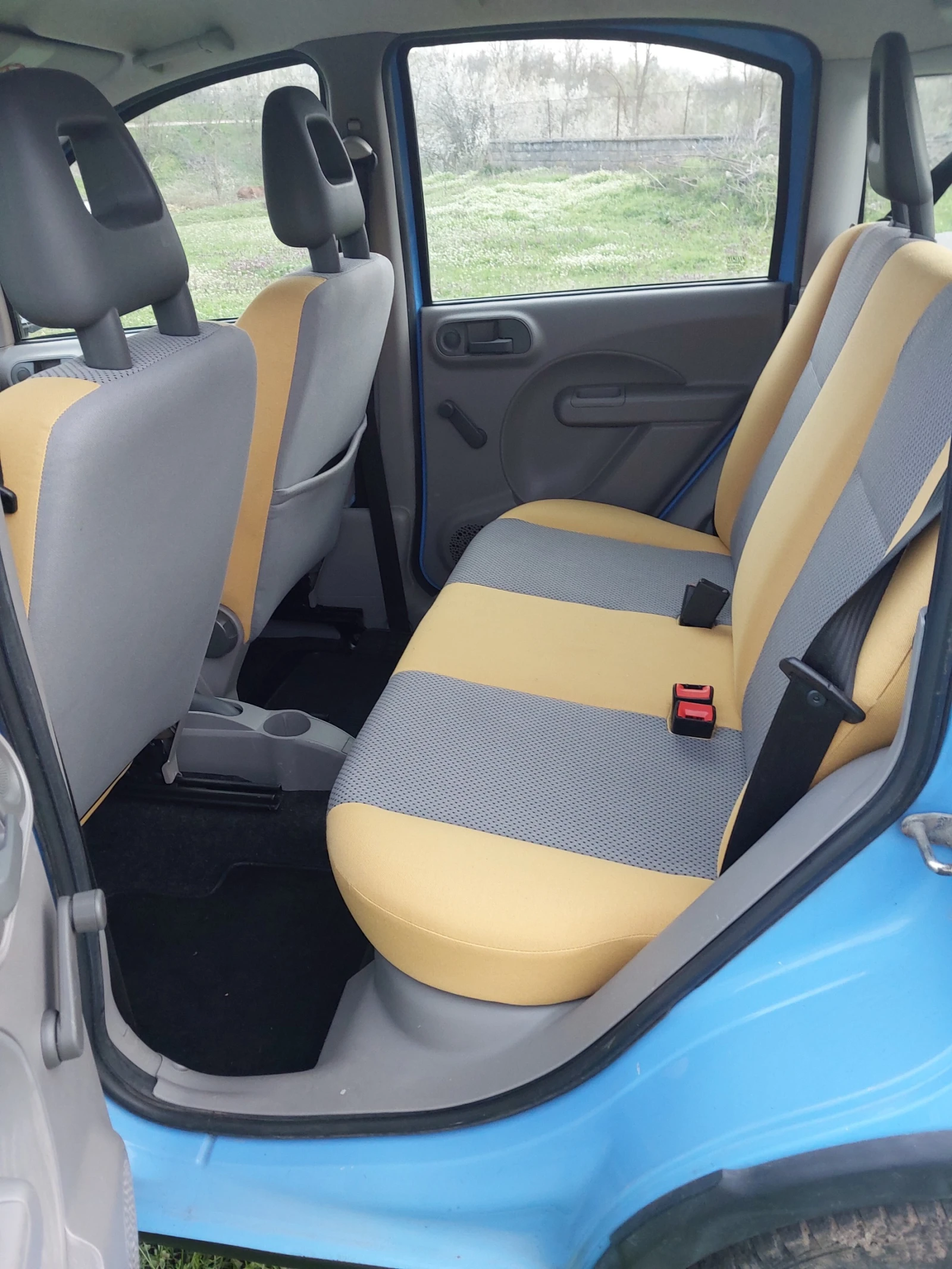 Fiat Panda 1.3 4x4 M.JET, снимка 8 - Автомобили и джипове - 54183509