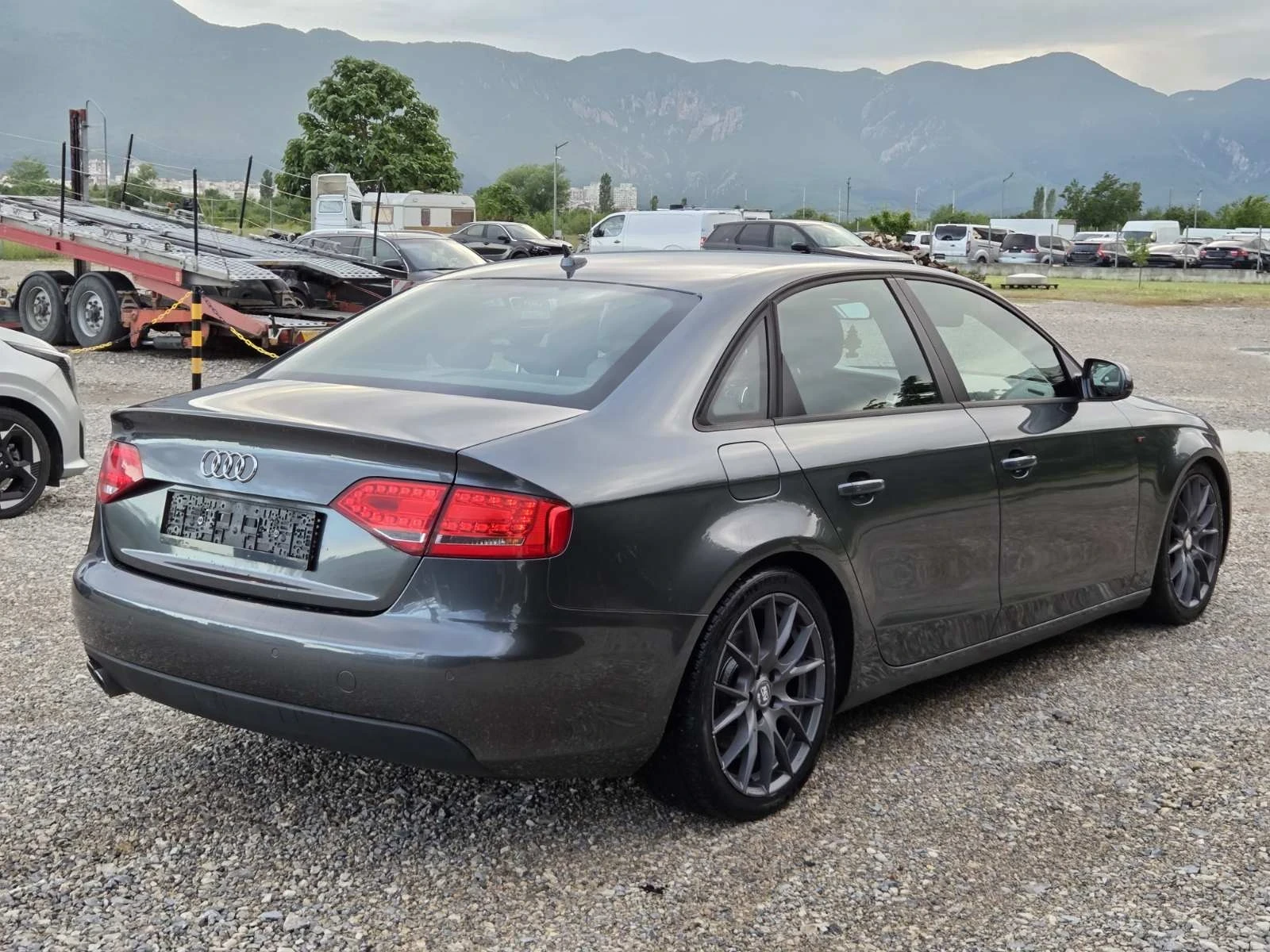 Audi A4 2.0 TDI 143к.с. ИТАЛИЯ  BANG & OLUFSEN FULL LED, снимка 7 - Автомобили и джипове - 54784197