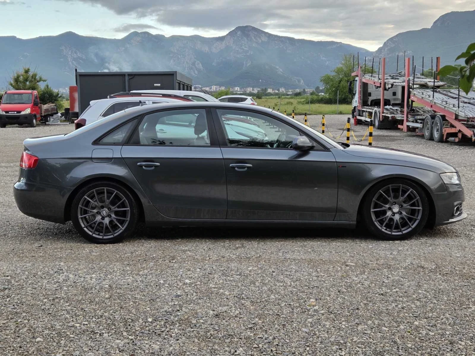Audi A4 2.0 TDI 143к.с. ИТАЛИЯ  BANG & OLUFSEN FULL LED, снимка 4 - Автомобили и джипове - 54784197