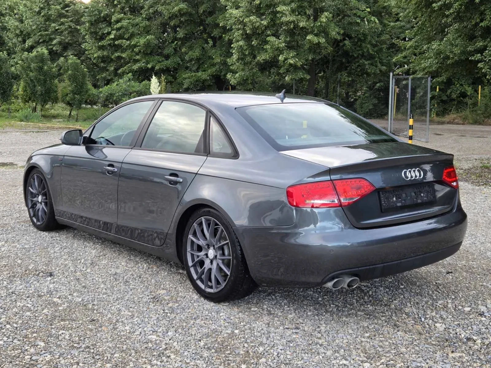 Audi A4 2.0 TDI 143к.с. ИТАЛИЯ  BANG & OLUFSEN FULL LED, снимка 6 - Автомобили и джипове - 54784197