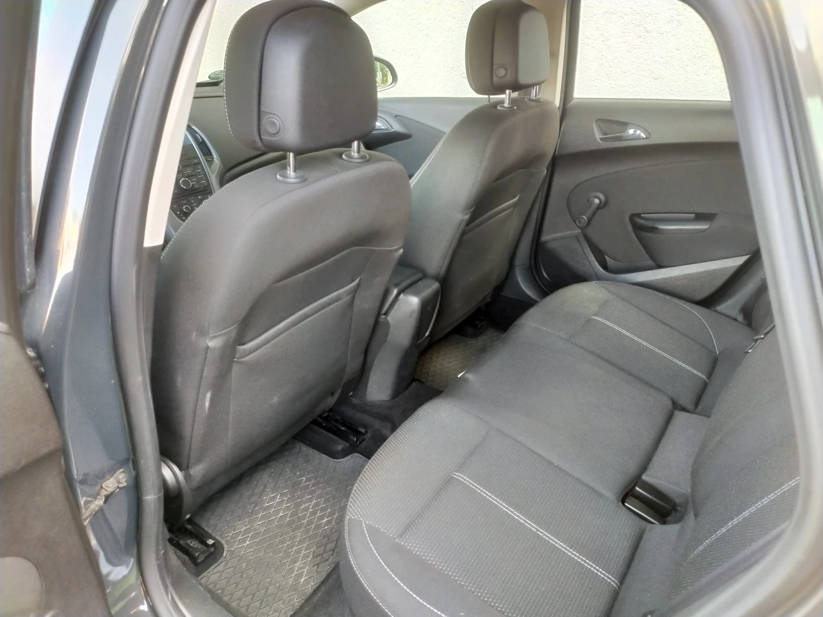 Opel Astra, снимка 6 - Автомобили и джипове - 54840111