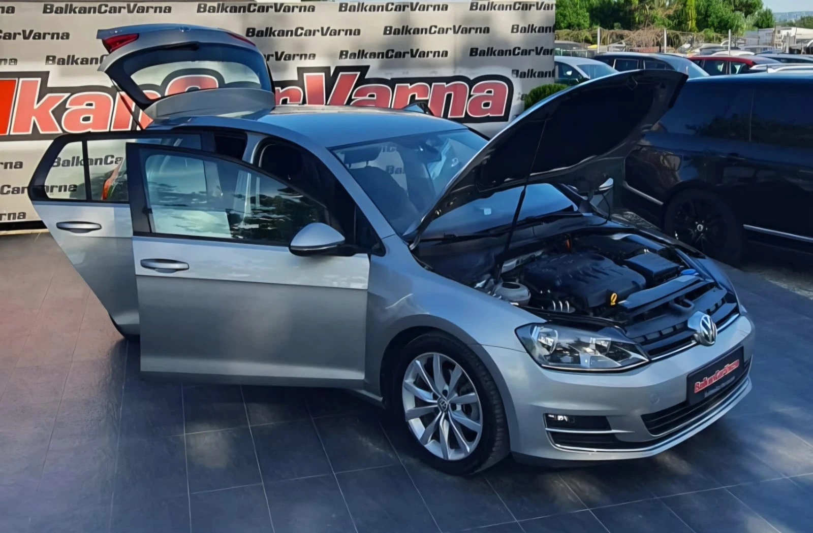 VW Golf 1.6TDI Common rail High Line Euro5B, снимка 17 - Автомобили и джипове - 54847253