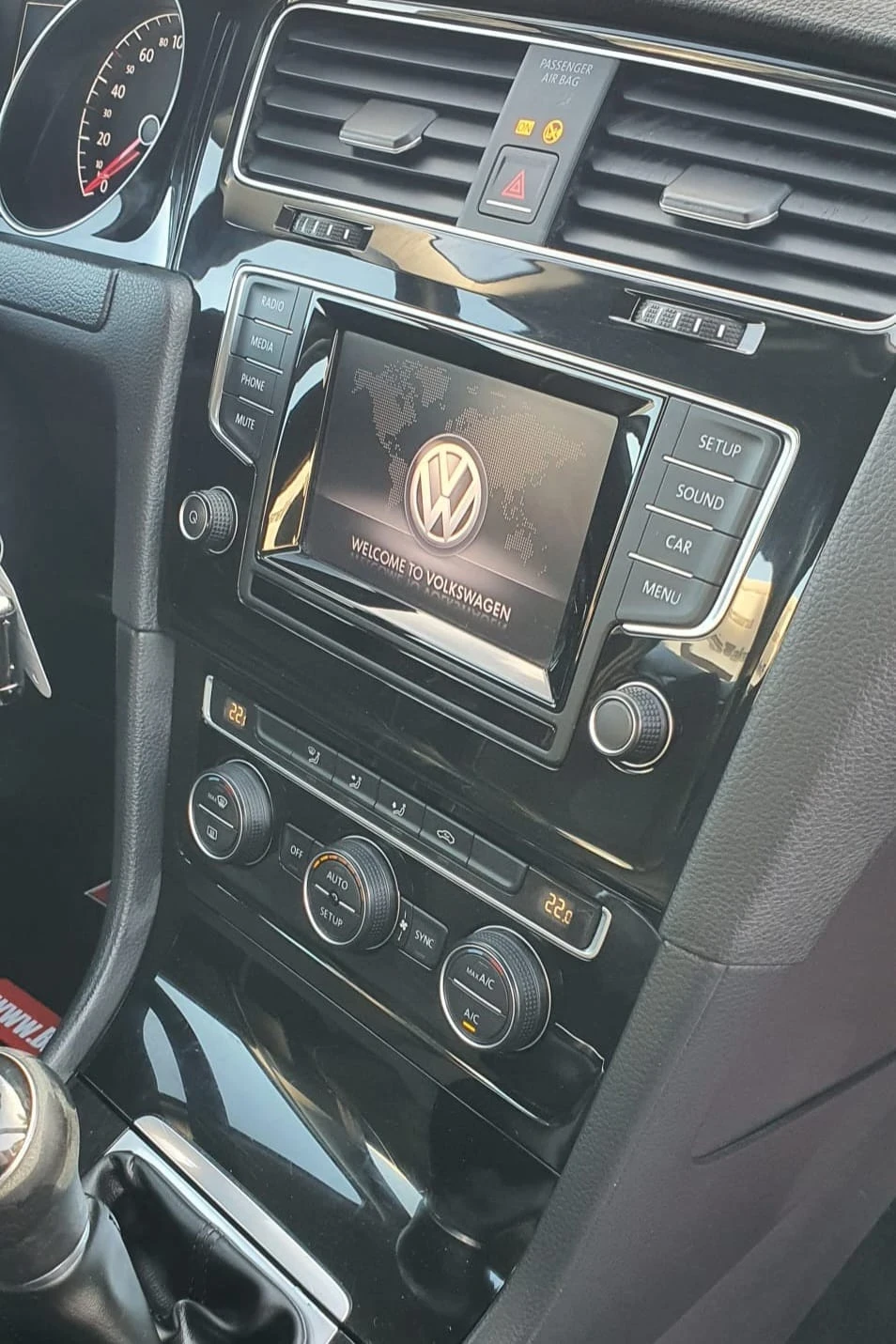 VW Golf 1.6TDI Common rail High Line Euro5B, снимка 15 - Автомобили и джипове - 54847253