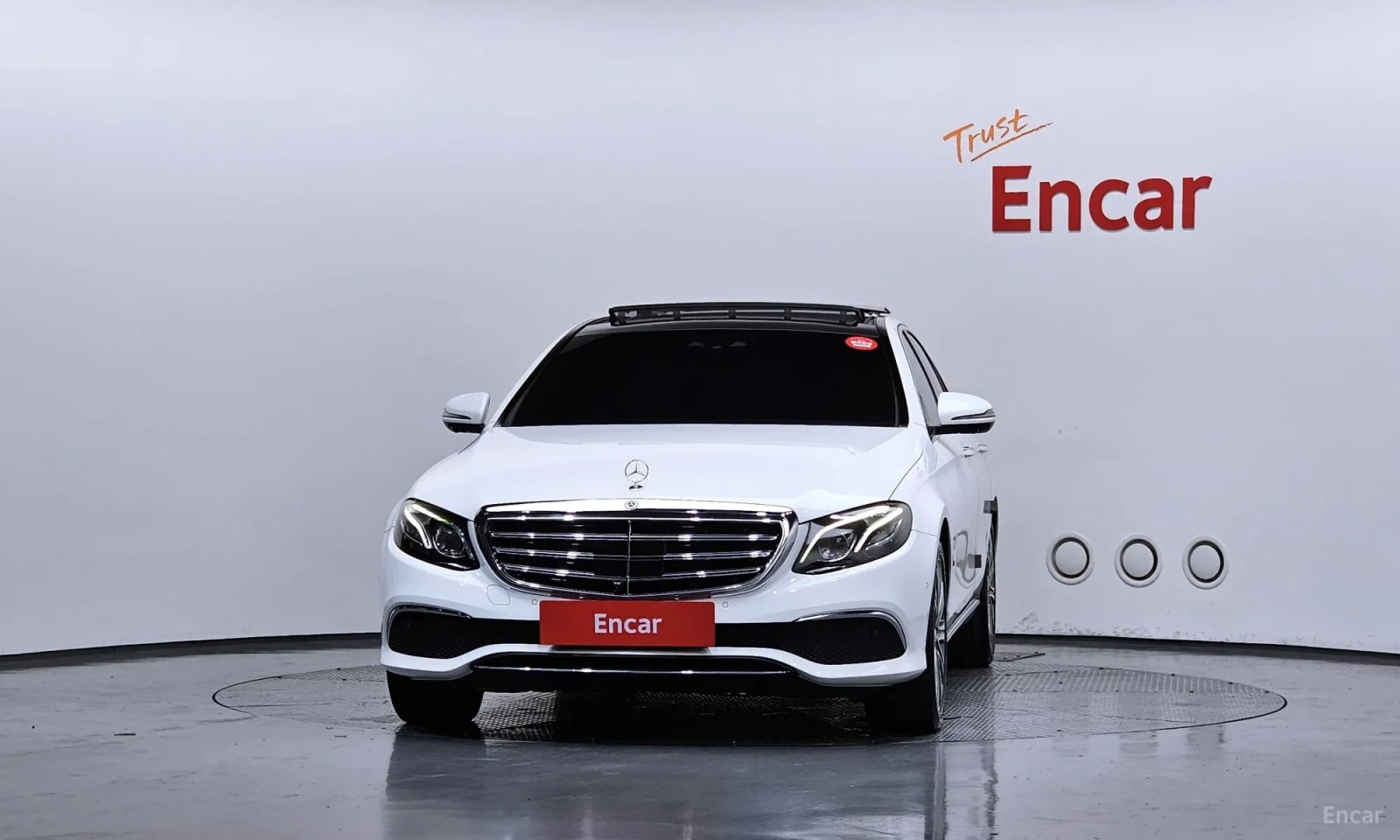 Mercedes-Benz E 450 4MATIC Exclusive, снимка 3 - Автомобили и джипове - 55048255