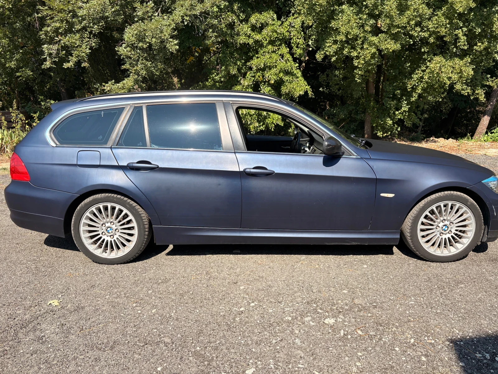 BMW 320 E91, снимка 3 - Автомобили и джипове - 55448459