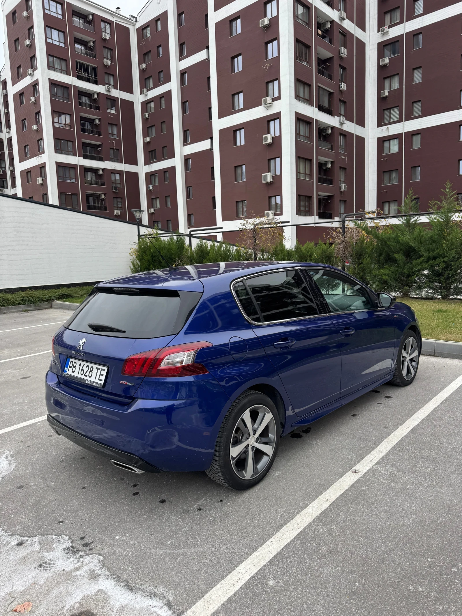 Peugeot 308 2.0HDi / GT-Line / Keyless , снимка 4 - Автомобили и джипове - 55451569