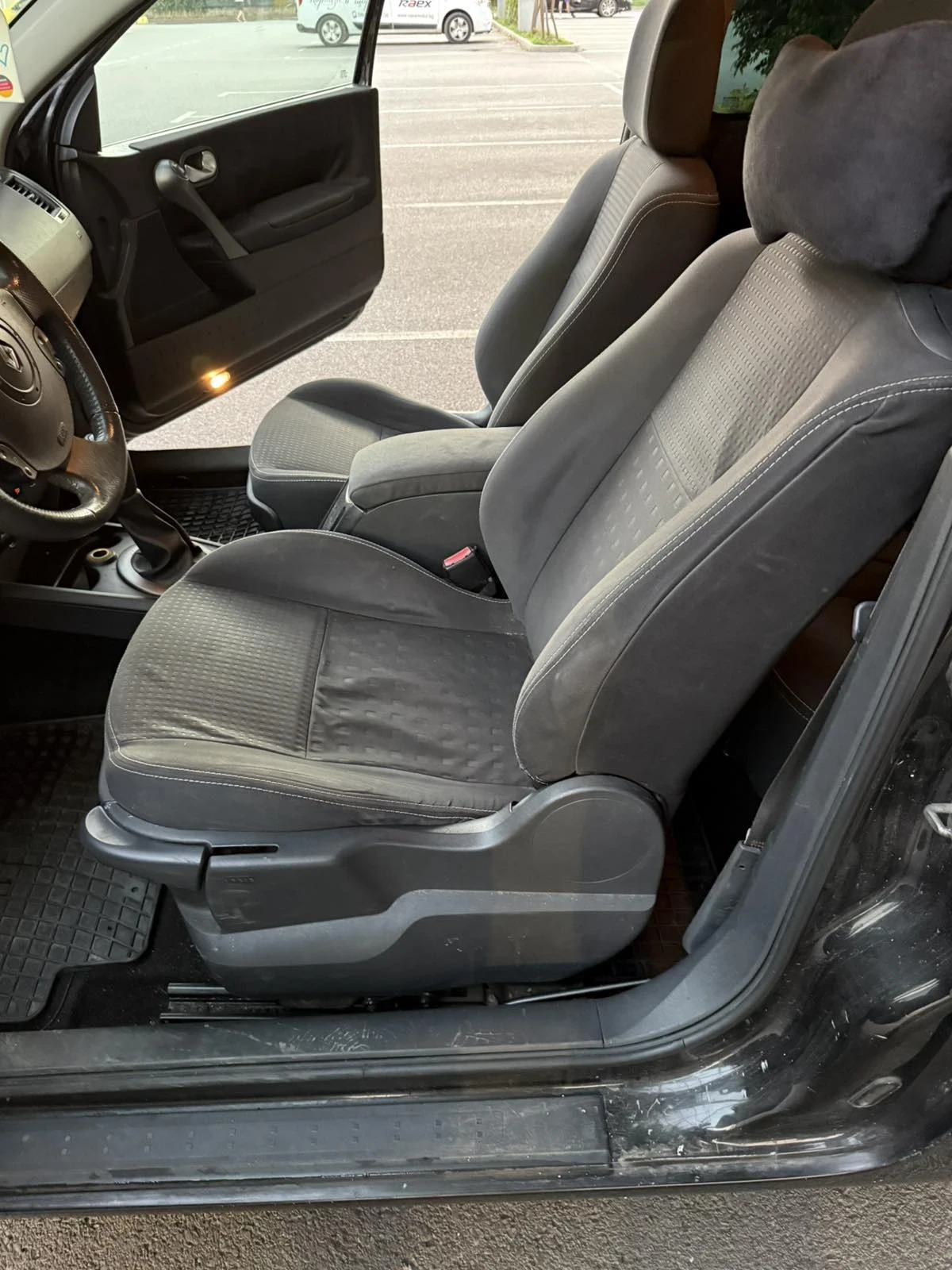 Renault Megane 1.5 dci, снимка 6 - Автомобили и джипове - 55483330