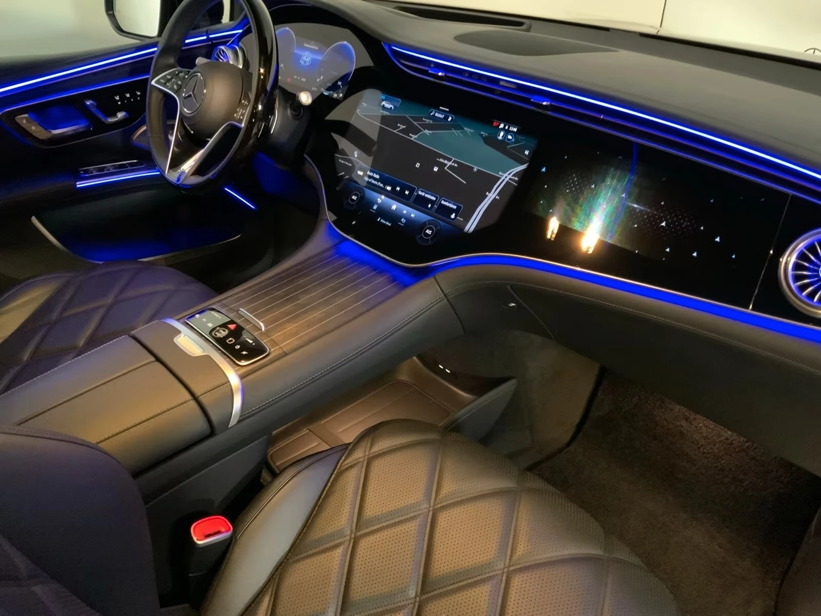 Mercedes-Benz EQS 680 SUV MAYBACH NIGHT-SERIES FIRST-CLASS TV , снимка 9 - Автомобили и джипове - 55674717