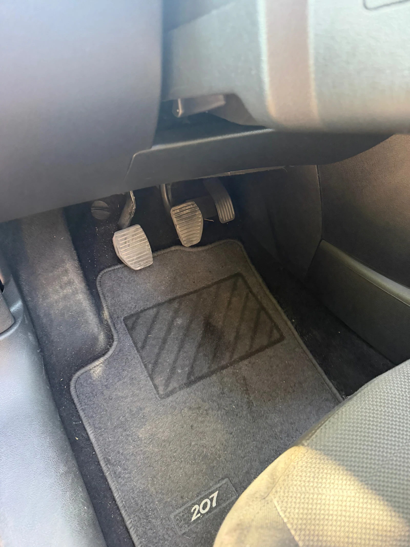 Peugeot 207, снимка 5 - Автомобили и джипове - 55797443